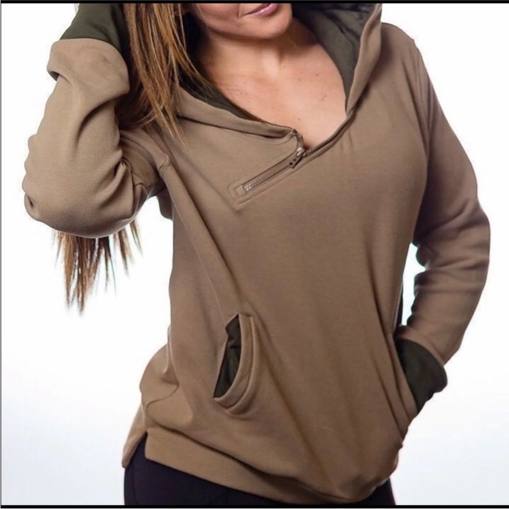 P’tula Megan Cropped Hoodie